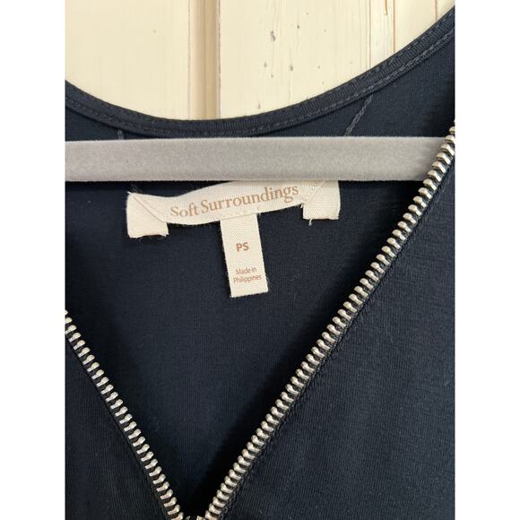 NWOT Soft Surroundings size PS petite small black sleeveless dress with pockets - Picture 3 of 5